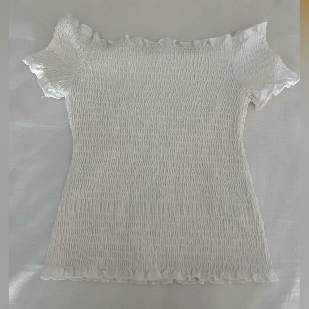 New white bluenotes smocked top